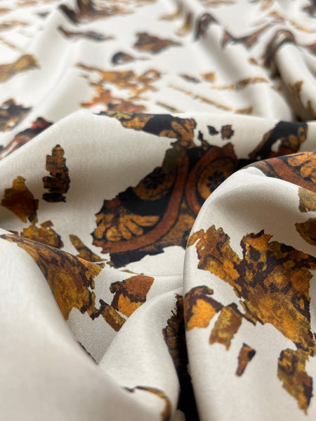 S-9048W ABSTRACT PRINT SILK CREPE DE CHINE. ITALY