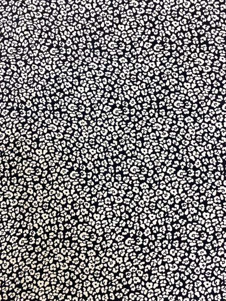RV-9044W ANIMAL-LIKE FLORAL PRINT VISCOSE CREPE HAND. ITALY.