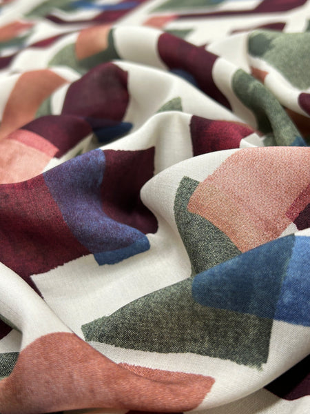 RV-9047W WATERCOLOR GEO PRINT VISCOSE CHALLIS. ITALY.
