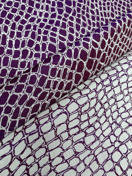 MB-7619W-A DOUBLE-FACED ALLIAGTOR DESIGN JACQUARD. ITALY