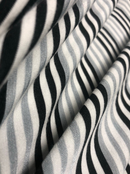 STRIPE DESIGN ACTIVEWEAR JACQUARD KNIT FROM FRANCE