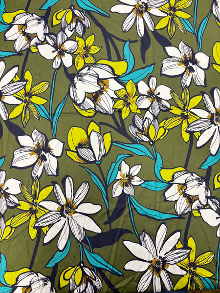 REF-106 FLORAL PRINT COTTON POPLIN. ITALY. A CUT OF 2 YARDS.