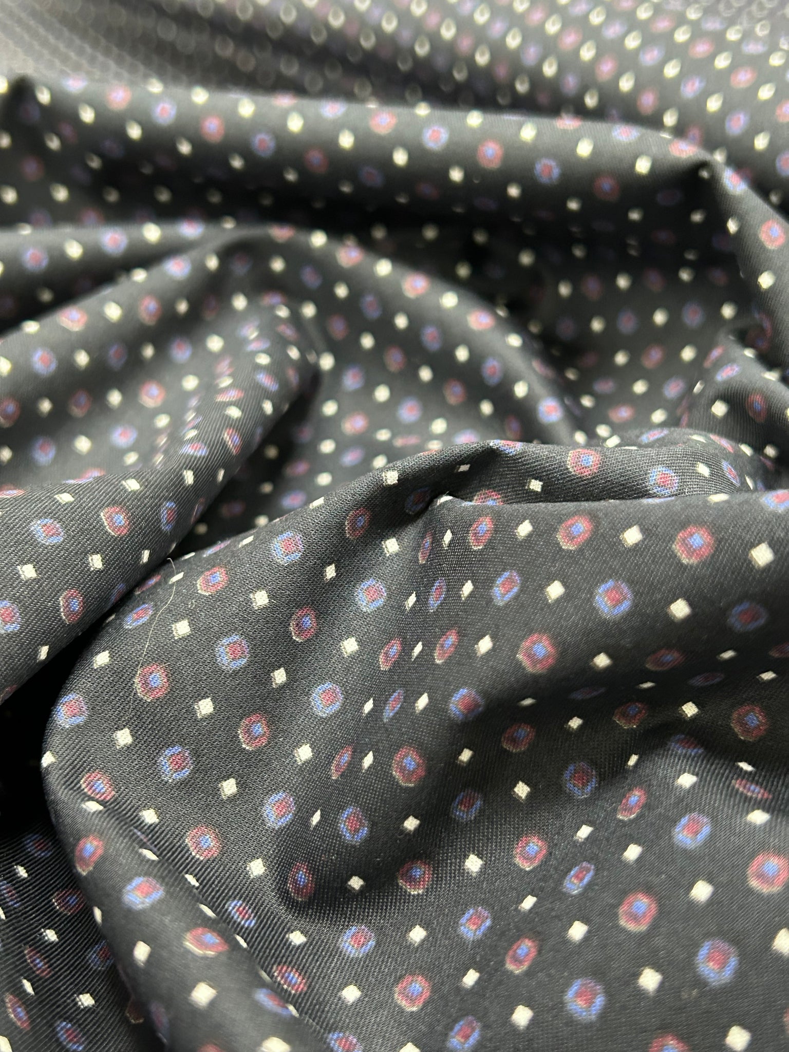 CP-8027W POLKA DOTS PRINT COTTON POPLIN. ITALY