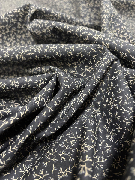 RV-9069W TWIGS PRINT COTTON POPLIN. ITALY.