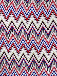 BFS-201 ZIG-ZAG PRINT VISCOSE CREPE. ITALY