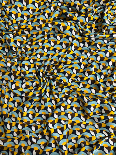 REF-115 GEO PRINT COTTON JERSEY KNIT. ITALY. A CUT OF 1 YARD.