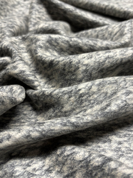 WC-9149W DESIGNER DOUBLE-FACED BRUSHED CASHMERE VIRGIN WOOL COATING. DIOR. ITALY.