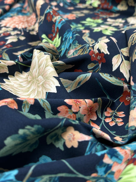BFS-122 FLORAL PRINT STRETCH COTTON SATEEN. ITALY