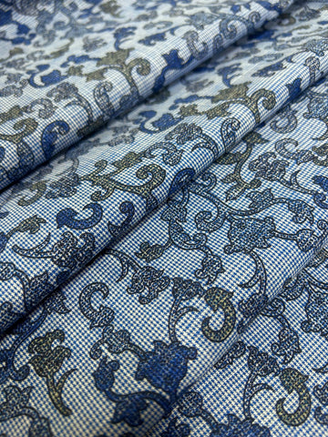 CP-8047W FLEUR DE LYS PRINT YARN-DYED COTTON SHIRTING. LEGGIUNO. ITALY