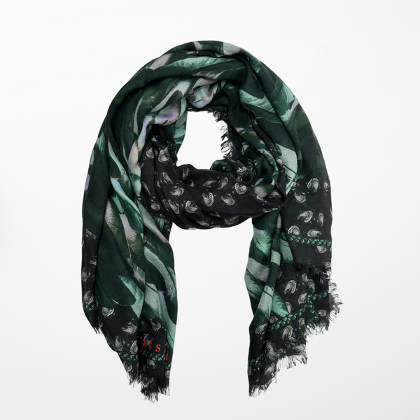 VL-7006 “ODILE" - VASSILISA DIGITAL PRINT CASHMERE MODAL SCARF. MADE IN ITALY