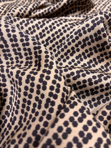 RV-9131W PETIT HONEYCOMB PRINT VISCOSE TWILL. ITALY