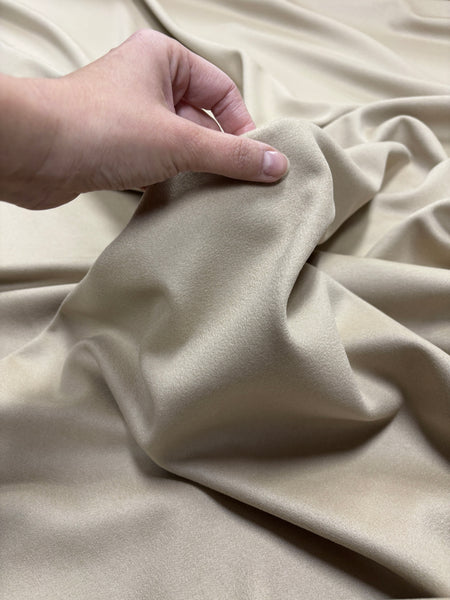 WC-9157W-A CASHMERE FINISH VIRGIN WOOL COATING. MARIO BELUCCI. ITALY