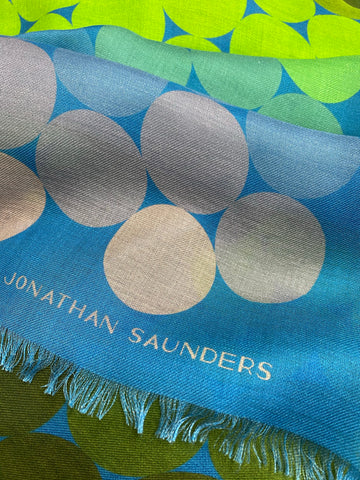 DS-1018 "PRIMAVERA" - JONATHAN SAUNDERS DIGITAL PRINT CASHMERE MODAL SCARF. MADE IN ITALY